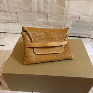 Italian Leather Tan Clutch Cuir Rose